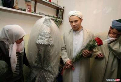 رجل تزوج من { امرأة } وعندما كشف عن وجهها ؟؟ كانت المفاجأة