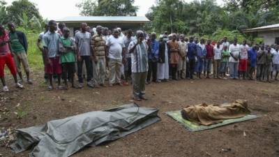 معجزة نهوض امرأتين متوفيتين أثناء تشييع جنازتيهما في ليبيريا