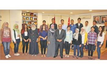 «الصحفيين» تكرم أبناء الزملاء الناجحين في الثانوية العامة