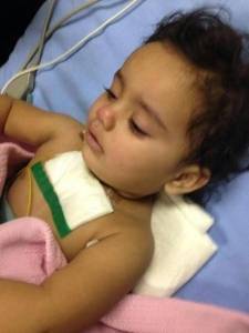 صورة... طفل «يذبح» اخته بعد ان شاهد في «المسلخ» طريقة ذبح الخروف