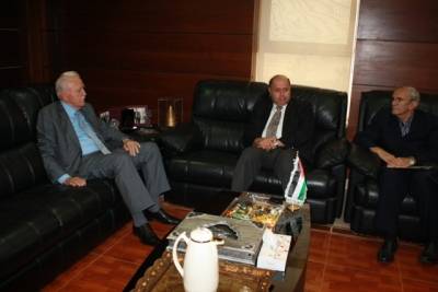 بحث التعاون بين الشرق الأوسط و الجمعية الشركسية