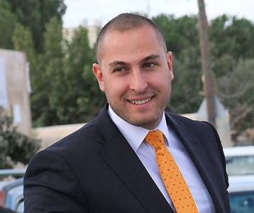 معاذ ابو عنزة .. انت العيد لكل عام