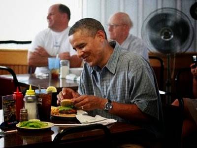 مطعم بنيويورك يحرج أوباما ويرفض بطاقته الائتمانية