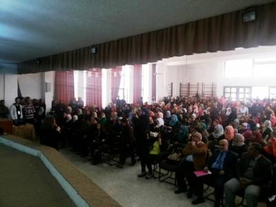 عرض مسرحية بعنوان لا تخافي