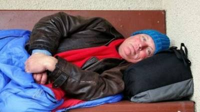 من مذيع بالـBBC إلى مشرد بالشوارع