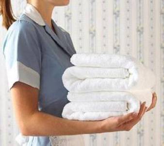 نقيب أصحاب مكاتب الخادمات : وزير الصناعة والتجارة أعادنا إلى المربع الأول و الضغوطات ستعيد سماسرة التامين إلى السوق من جديد