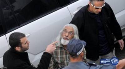 السجن 30 عاماً لرجل جمع بين 21 زوجة