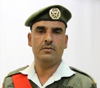 تكريم رقيب أعاد نحو 13 ألف دينار لصاحبها