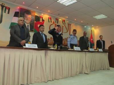 قائد أمن إقليم الوسط يخرج دورات أصدقاء الشرطة في الرصيفة