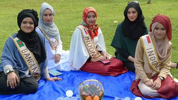 صور: مسابقة ملكة جمال العالم الإسلامي لعام 2014