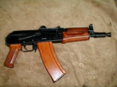 بالصور :الرمثا.. أب يطلق النار على 4 من اولاده !!