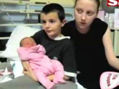 طفل يبلغ 13 عاما يصبح أباً