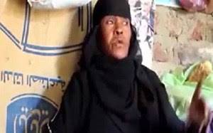 بالفيديو.. سيده تتنكر فى زي رجل لمدة 30 عامًا للعمل ملمعة أحذية