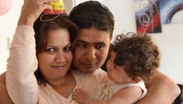 ما حكاية الصحفي لذي قبلته نانسي عجرم وزوجته علقت: يا ابن المحظوظة