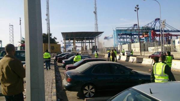 إضراب شامل ومفتوح للعاملين في ميناء العقبة