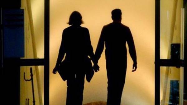 زوجان يكتشفان أنهما أخوان بعد 10 سنوات من الحياة المشتركة