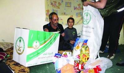 الحملة الوطنية السعودية تقوم بزيارة تفقدية لعائلات سورية بالأردن