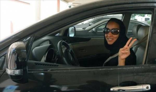 قيادة السيارة في السعودية تحيل الناشطتين الحقوقيتين هذول و العمودي إلى.. محكمة قضايا الارهاب!