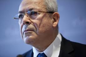 برهان غليون يفقد صوابه بسبب إقصائه عن وفد المعارضة