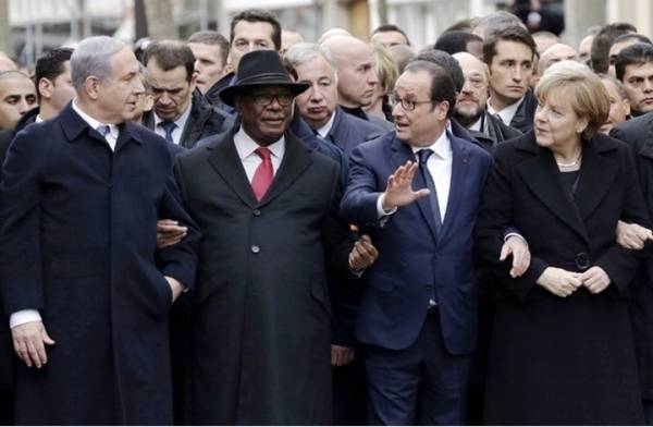 فرنسا لم ترغب بحضور نتنياهو إلى باريس واتصلت بعباس