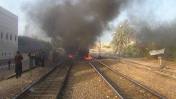 مصر.. خروج قطار عن مساره بعد انفجار عبوة ناسفة
