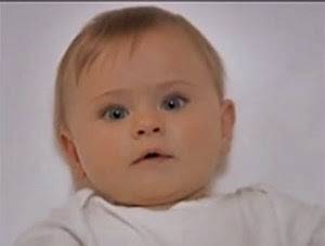 بالفيديو.. هذا هو أجمل طفل في العالم