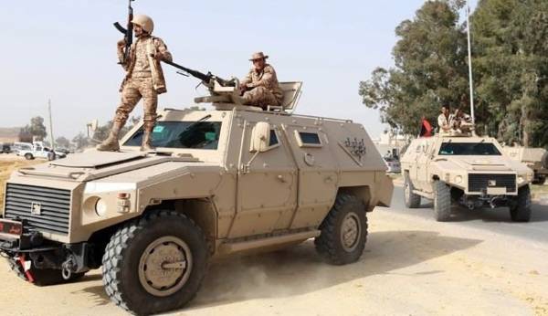 الجيش الليبي يسيطر على ميناء بنغازي