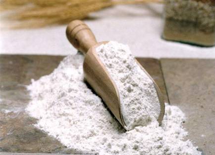 تخفيض أسعار الطحين الموحد بواقع 6.8 دينار للطن