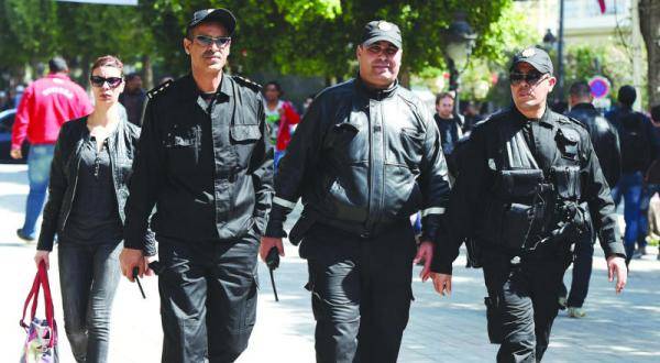 إقالة 7 قيادات أمنية تونسية إثر هجوم باردو الإرهابي