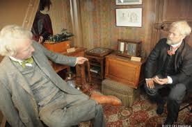 اكتشاف ... شقّة سريّة في برج إيفل .. شاهد بالتفاصيل !!