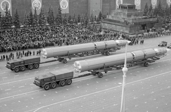 ما هي القوى العظمى في العالم عبر التاريخ؟