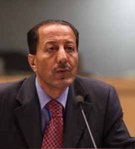 محمد زريقات نائب شعب أم ناطق بأسم الحكومة ..؟؟