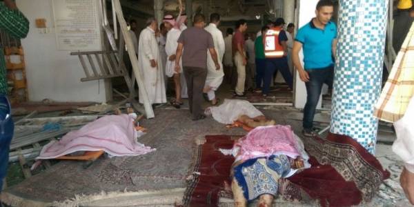 انفجار مسجد في القطيف  السعودية يسفر عن 6 قتلى