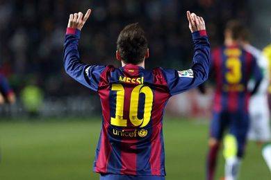 فيديو.. ميسي يخدع 3 مدافعين ويخطف الهدف الثالث لبرشلونة !