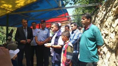 الزميل فريحات يرعى فعاليات حملة النظافة الوطنية في نبع البحاث السياحي