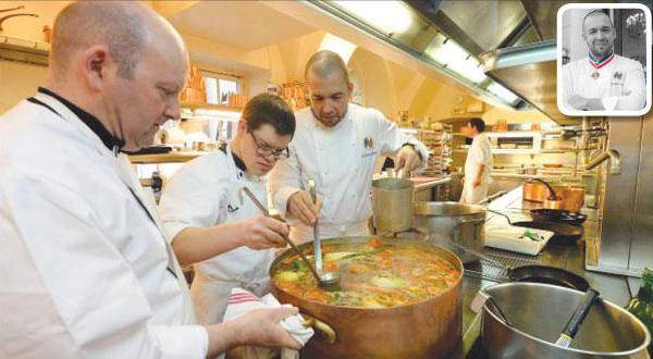 طاهي الرئيس الفرنسي أطباق الرؤساء لا تختلف عن أطباقنا