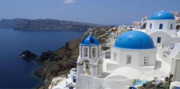 اليونان تعرض جزرها الخاصة للبيع
