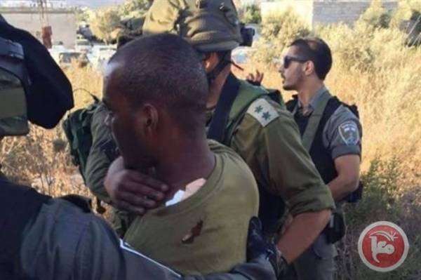 استشهاد شاب جنوب نابلس بعد طعنه جندي صهيوني .. بالصور