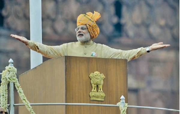 رئيس وزراء الهند يتحدّى «النمل الأبيض»