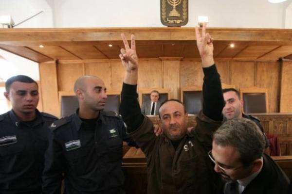 عباس يسعى للإفراج عن مروان البرغوثي.. ليقلب الطاولة على رأس الجميع