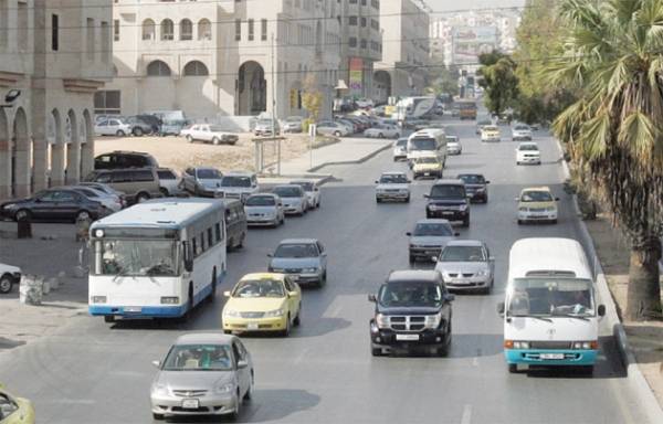 الحمود: لا تخفيض على أجور النقل العام