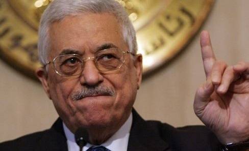 مصادر إسرائيلية: استقالة عبّاس جدّية