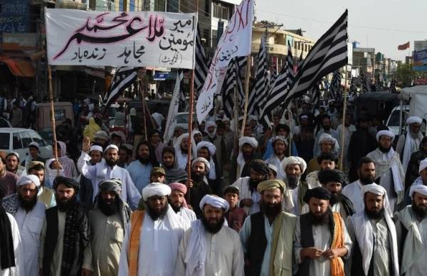 طالبان تقتحم سجناً وتنجح بإطلاق 400 سجين من عناصرها