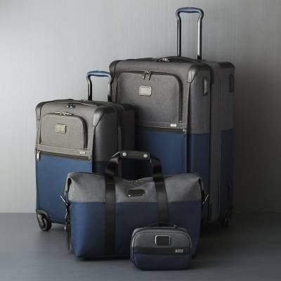 تومي تطلق تشكيلتها الجديدة  لخريف وشتاء 2015