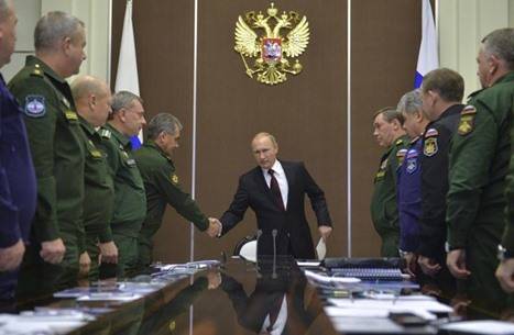 لوموند: ما هي الاستراتيجية العسكرية الروسية في سوريا؟