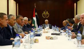 تراشق بعبوات المياه والأكواب خلال اجتماع لـ «مركزية « فتح في رام الله