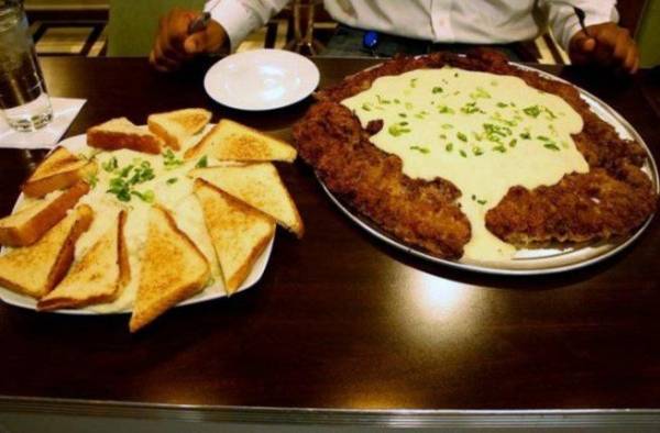 جميع وجباتنا مجانية لمن لا يملك ثمنها ..