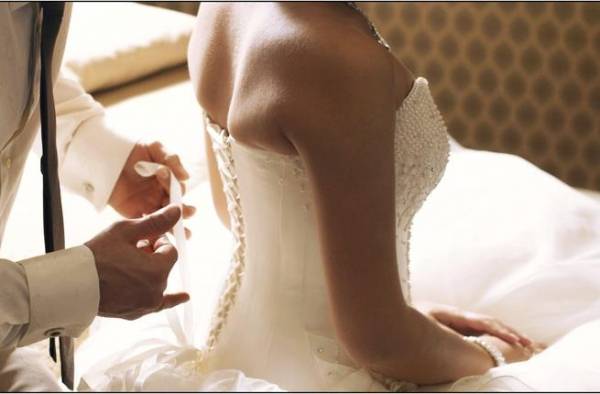 القى عروسه صباحية الزفاف من الطابق الرابع بعد ان اكتشف ..