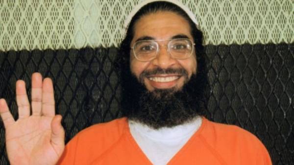 الإفراج عن آخر معتقل مقيم في بريطانيا من غوانتانامو بعد 13 عاما