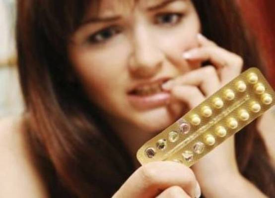 ما تأثير حبوب منع الحمل على الفتيات؟
